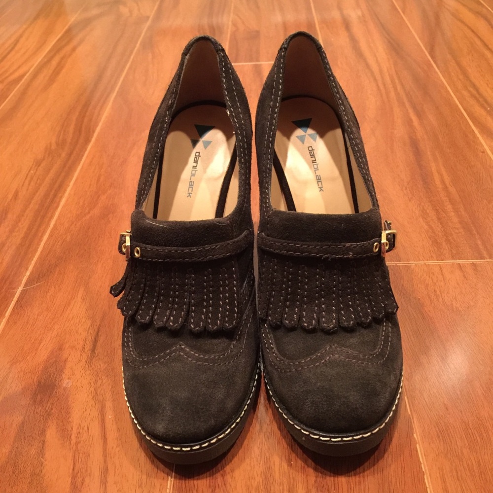 DANIBLACK suede pumps